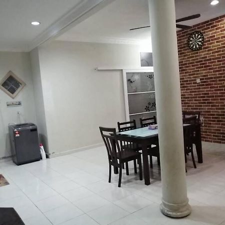Sri Wang Homestay @ Arau Exteriör bild