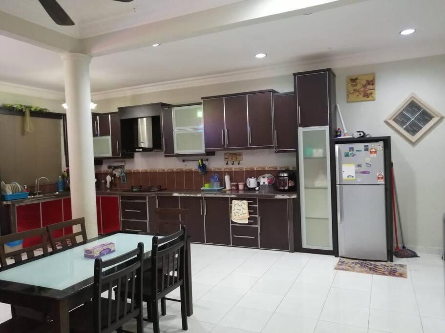 Sri Wang Homestay @ Arau Exteriör bild