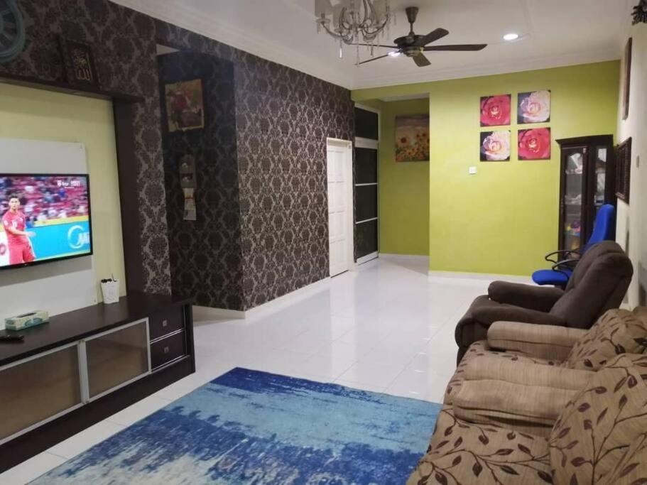 Sri Wang Homestay @ Arau Exteriör bild